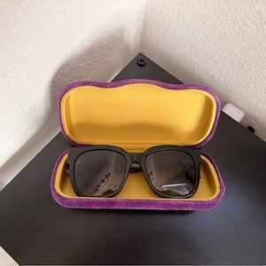 Gucci Sunglasses with Purple and Gold Case